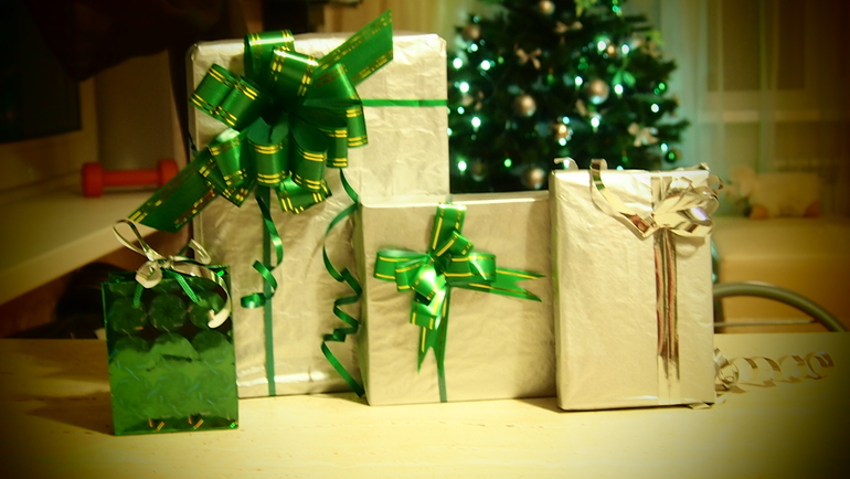 Упаковка подарков