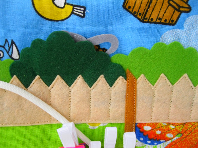 Развивающая книжечка.