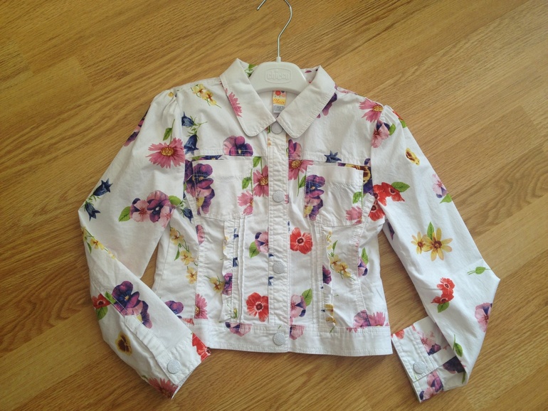 новая джинсовая куртка Chicco 128 р. (8):  Москва и регионы