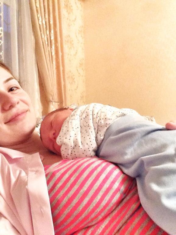 Алишка 10 недель. Наши будни.......:)