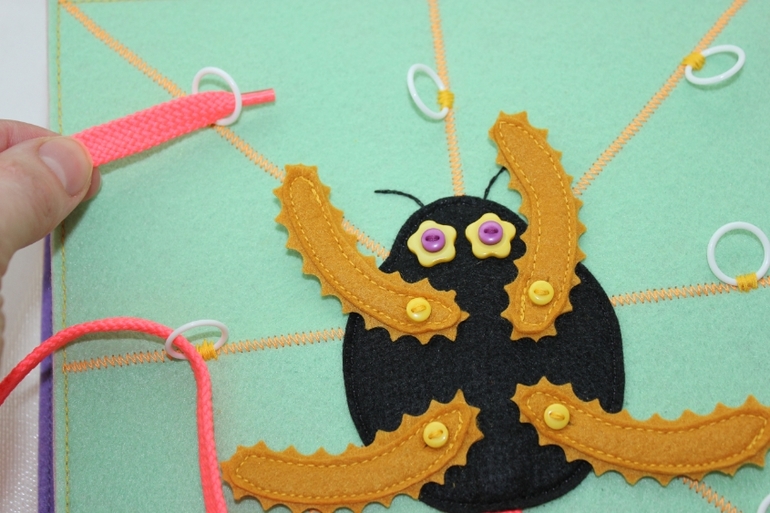 Развивающая книжка.