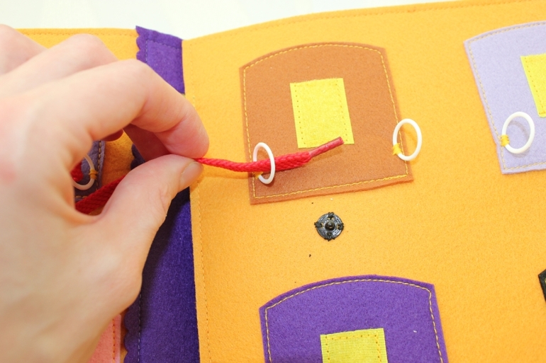 Развивающая книжка.