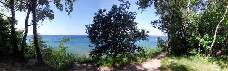 Светлогорск в мае с сыном год и 9 месяцев