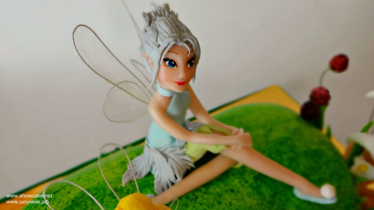 Торт с Динь и Незабудкой.