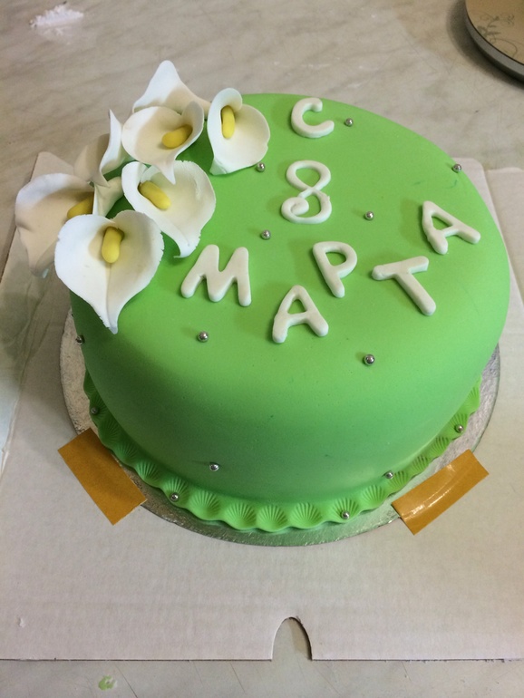 Торт с каллами