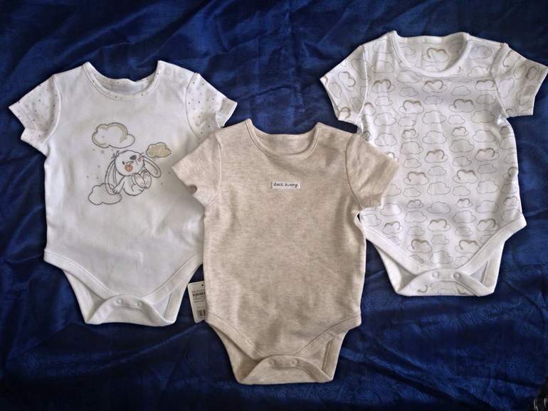 Приданное для летнего малыша. Одежда.