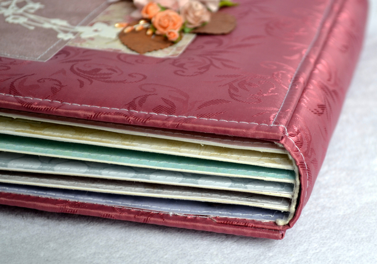 Альбом женский. Продается.