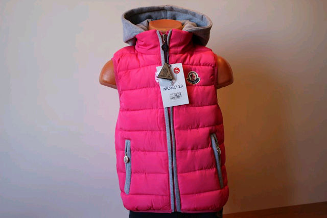 Модные жилетки д/м и д/д от 1 до 9 лет Moncler, Armani,Kenzo от 750 руб.в наличии м.Новокосино