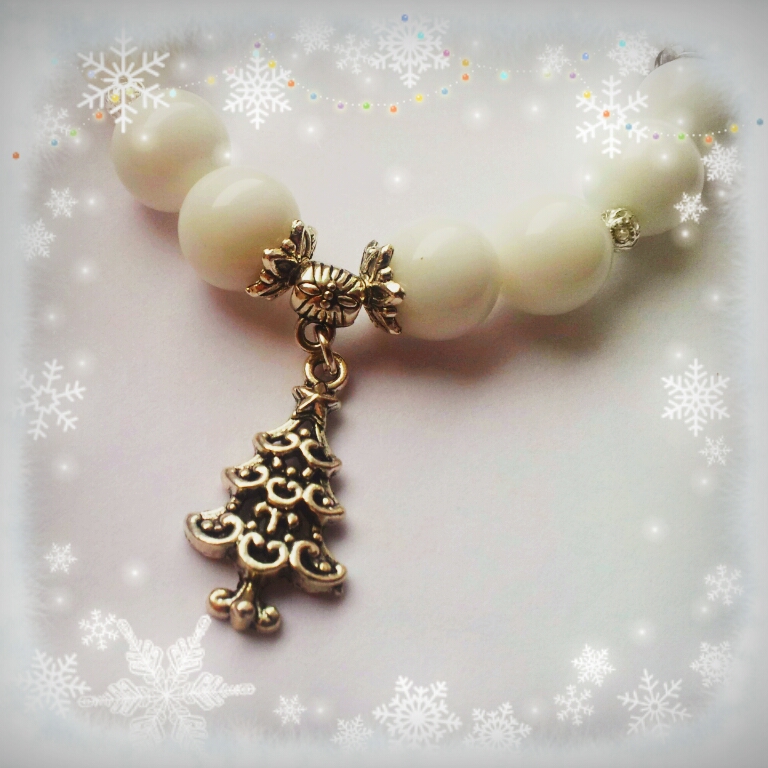 Комплект из белого агата