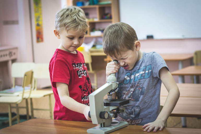 Про микроскоп....