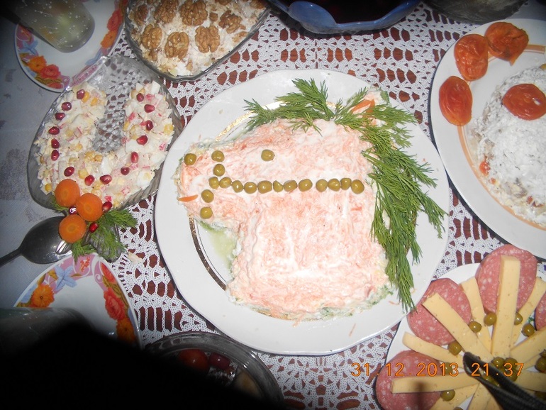 наш стол начала 2014 года