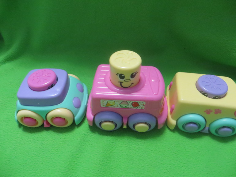 Развивающие игрушки Fisher Price, V-tech, Infantino и др.
