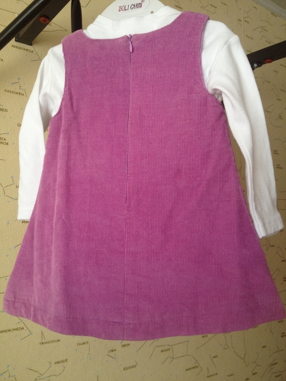 костюм тройка р.80 ц.500р