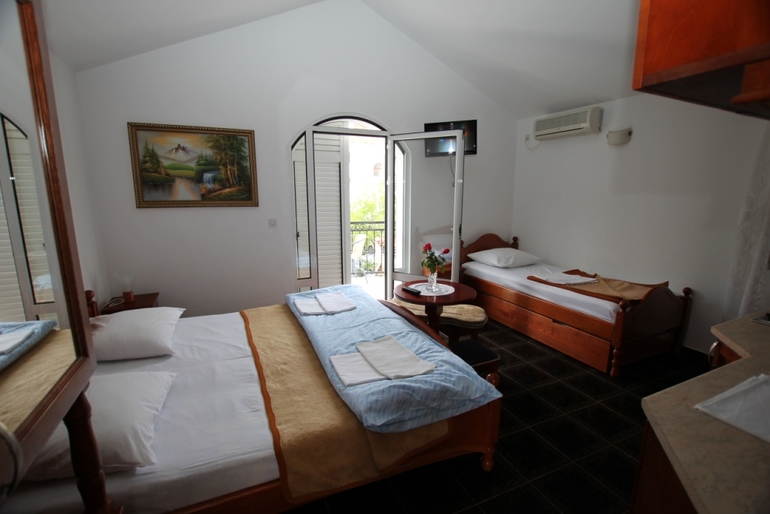 Апартаменты в Будве. Мест в апартаменте: 3 + 1 доп. Идеальное решение для семейного отдыха.