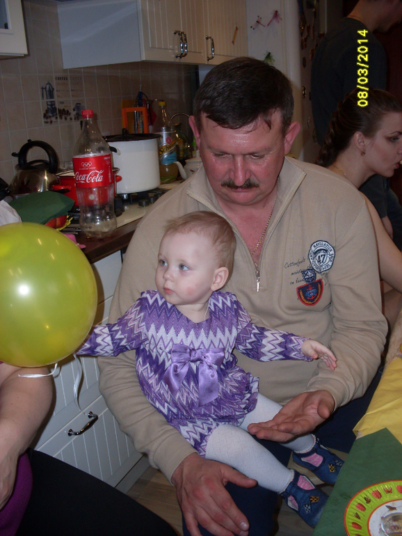 Вот и мы отметили годовасие Ксюнечки...