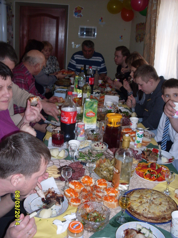 Вот и мы отметили годовасие Ксюнечки...