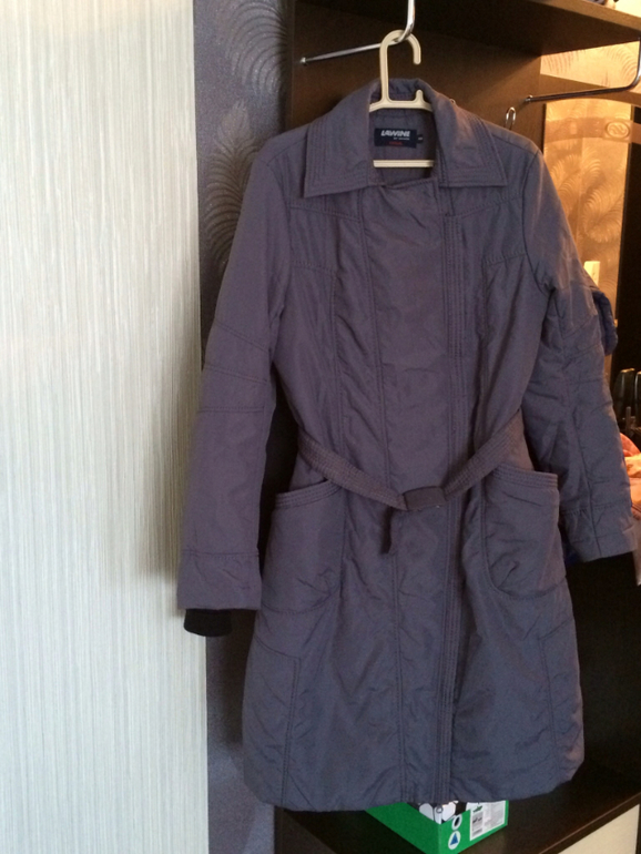 Демисезонное пальто фирмы SAVASH