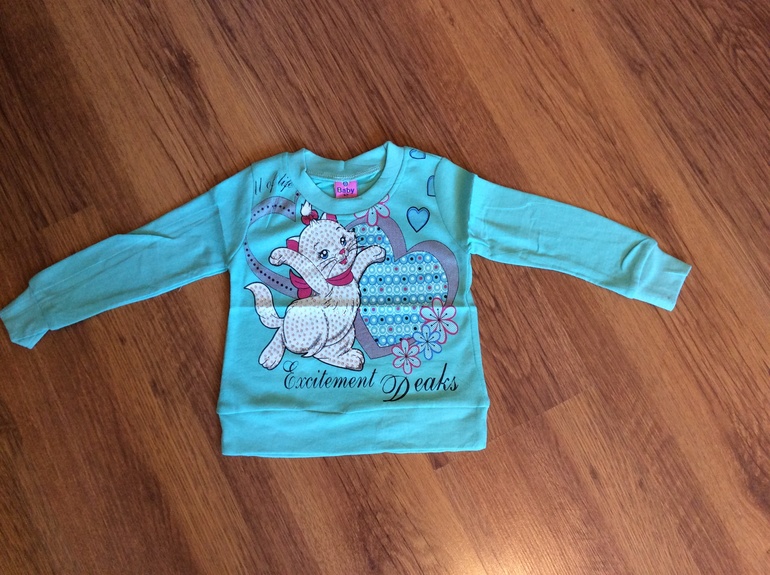 Кофточки из плотного трикотажа. Цена: 169 руб.