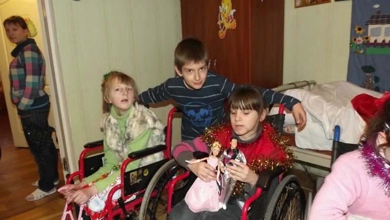 Благотворительность. Подарите деткам праздник! (Добавила счет Банка России)