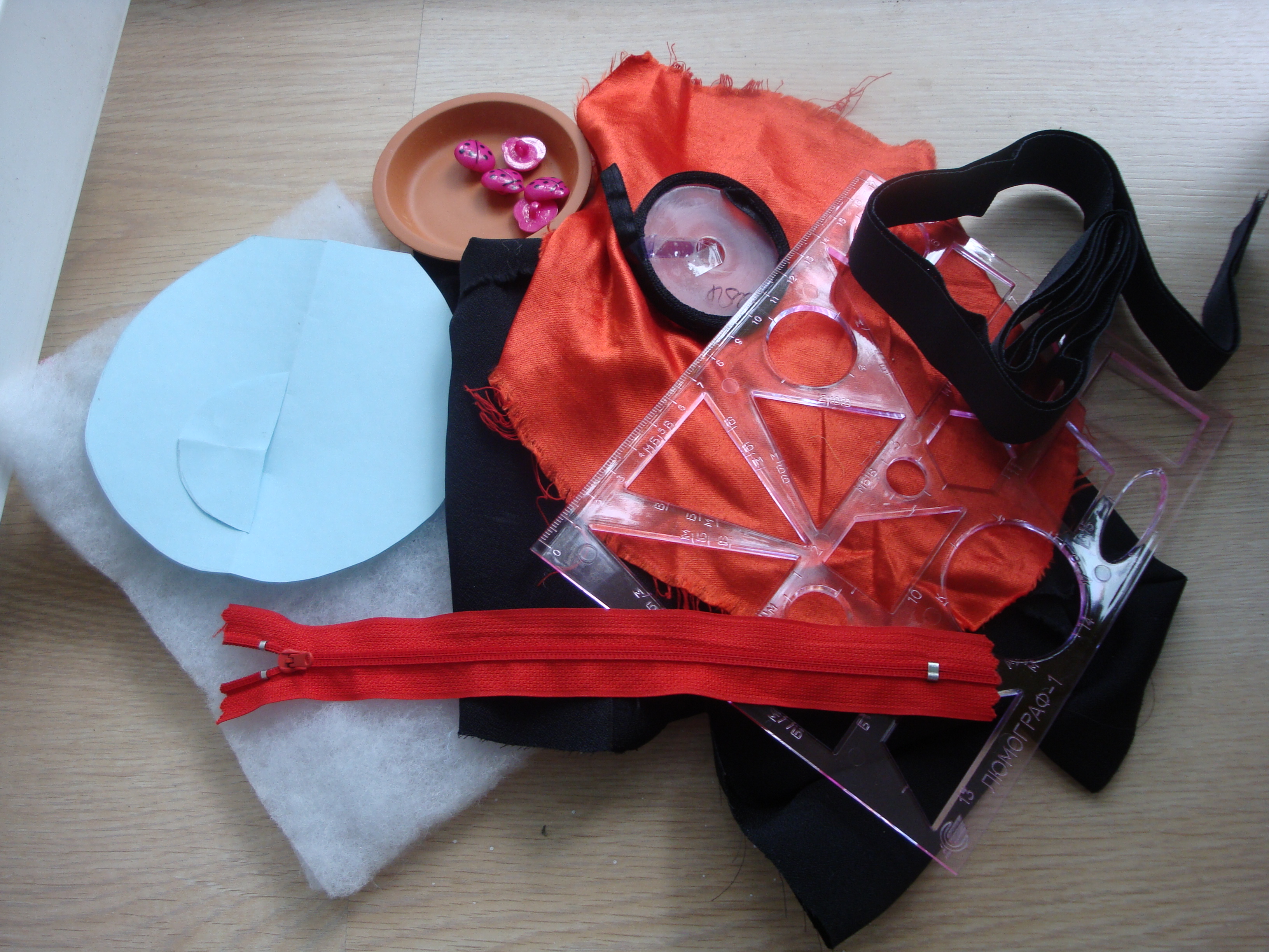 МК развивающей игрушки "Божья коровка" (ооочень много фото!)