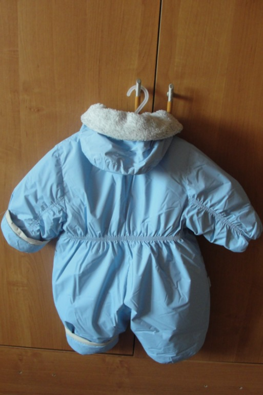 Комбинезоны Керри зима 62 р.+6, шапка Керри