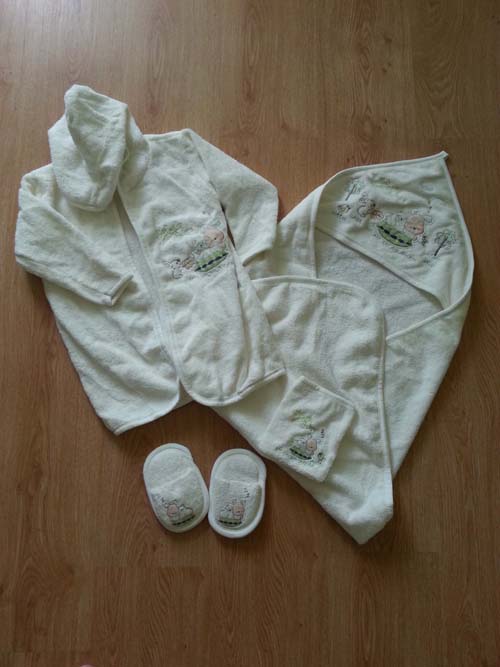 опытные мамы, помогите:)