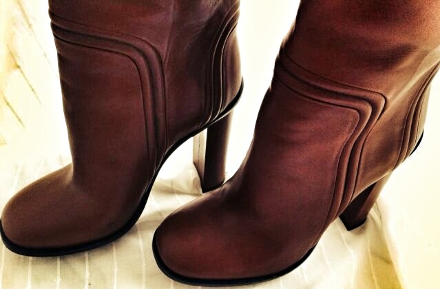 Сапоги GUCCI .ОРИГИНАЛ.СНИЖЕНА ЦЕНА