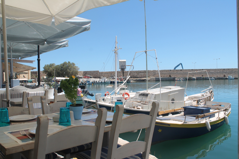 «Καλημέρα!» или «Приключения Боботика на Крите»