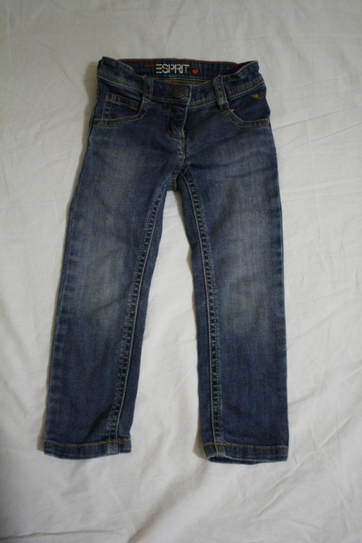 Девочка 1-3 года. Нарядные и повседневные платья, сарафаны, одежда для сада от 200 руб. Много всего,