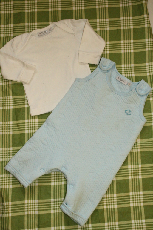 Пакет одежды для мальчика от 0 до 3-4 месяцев + теплые вещи и одежда для улицы штучно. Москва