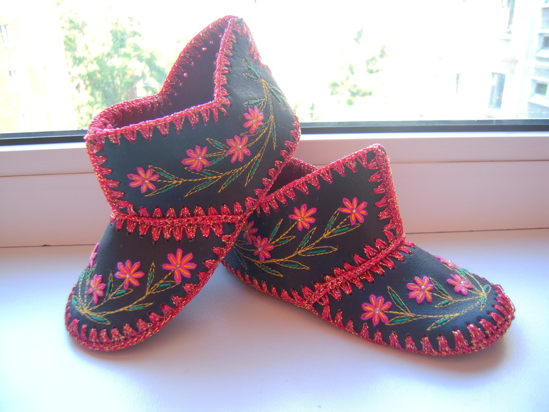 Тапочки детские, новые. Р-р 14 и 16 см. Регион