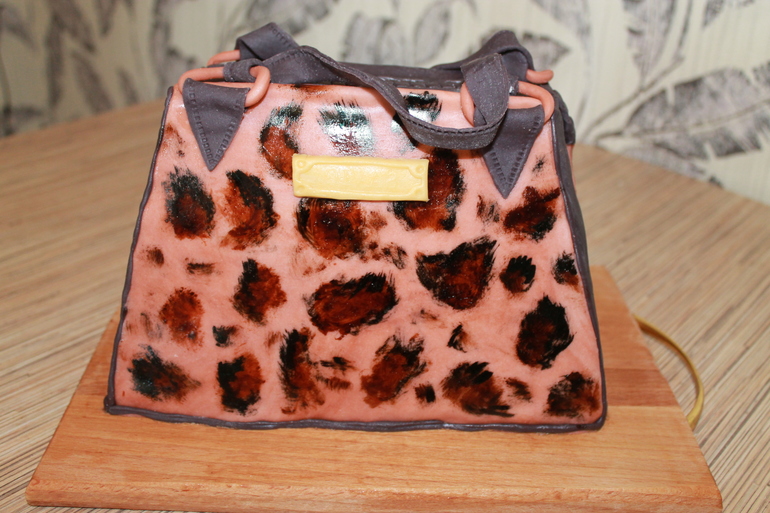 Мои первые тортики! Скажите, что не так?!