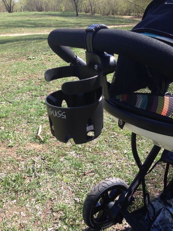 Необычная коляска Guzzie+Guss Casita.