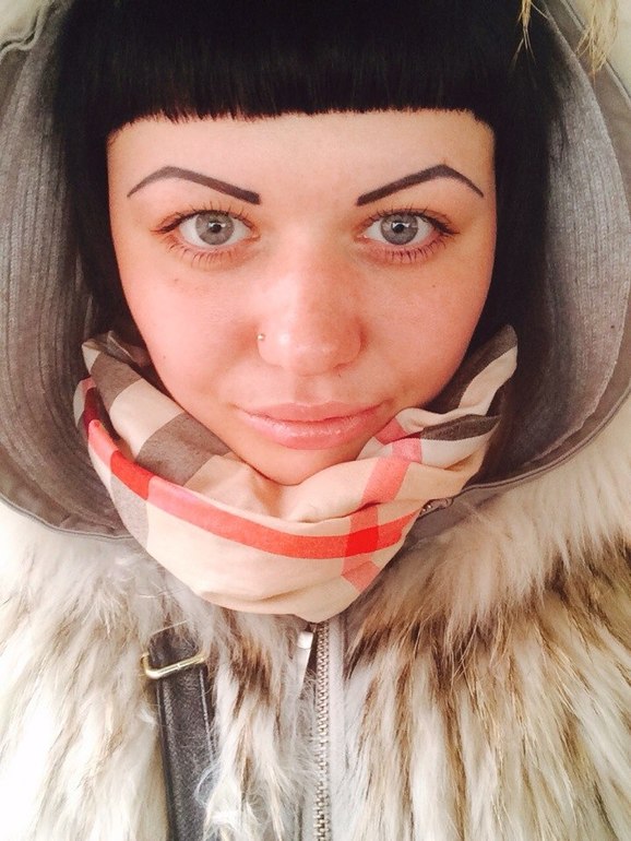 увличила губки!!!