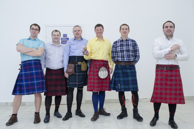 Вот так оригинально поздравляли нас мужчины 8 марта на работе)))