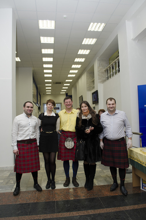 Вот так оригинально поздравляли нас мужчины 8 марта на работе)))