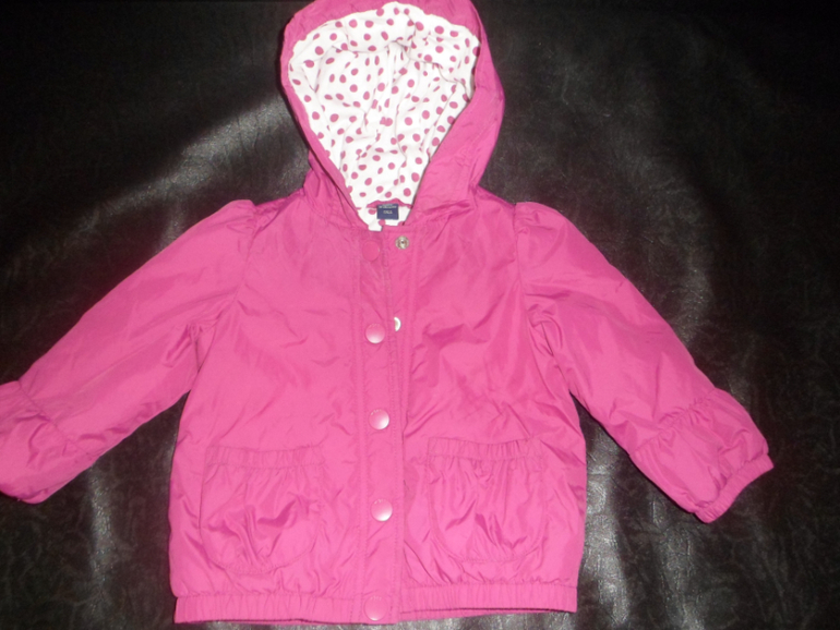 утепленная ветровка GAP цена 1400(вместе с почтой)