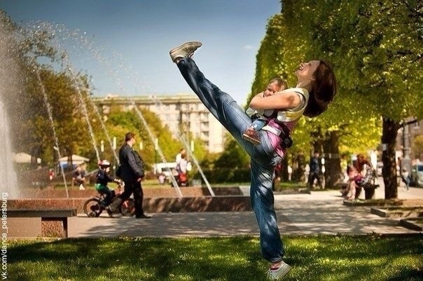 Раз ромашка, два ромашка, три ромашка!)