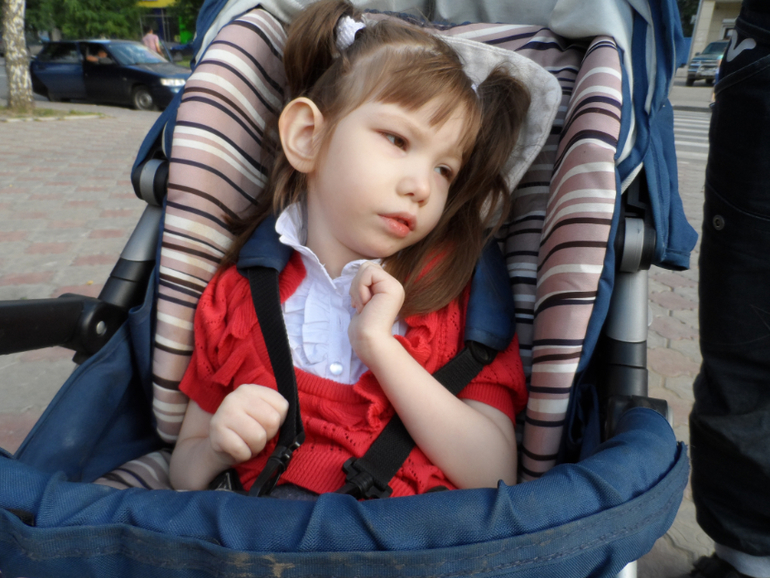 Кто может нам помочь?!!!