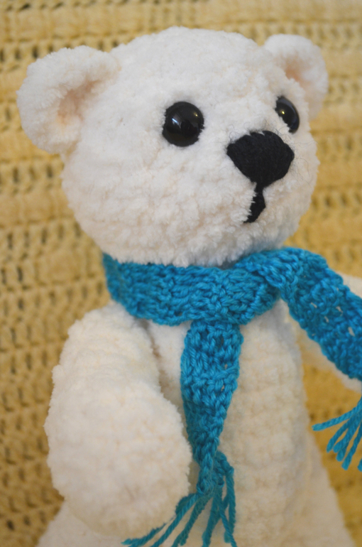 Мишутка беленький