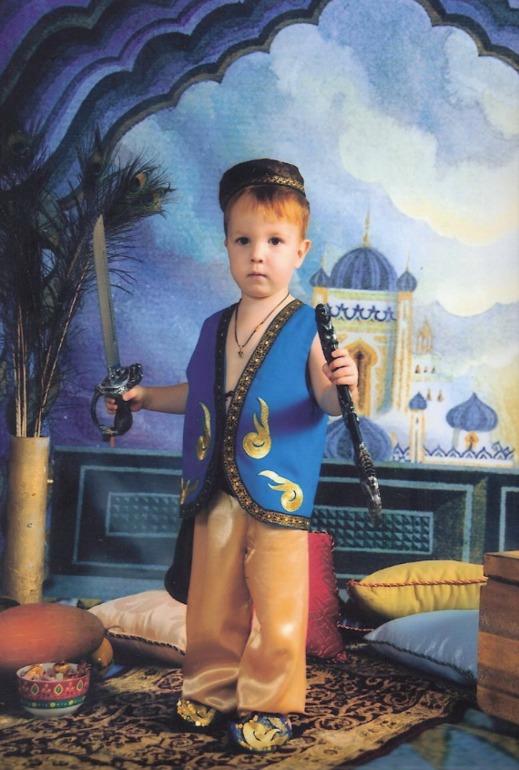 Фотосессия Андрюши в садике))