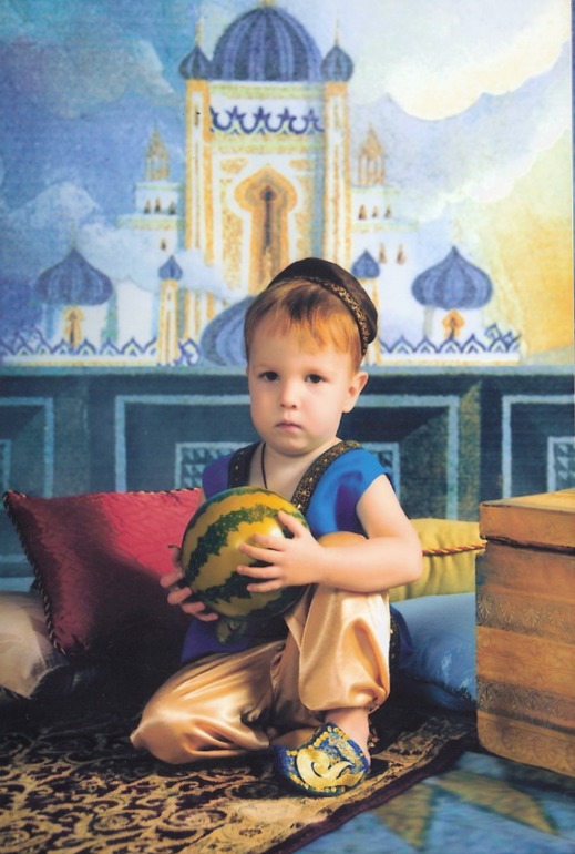 Фотосессия Андрюши в садике))