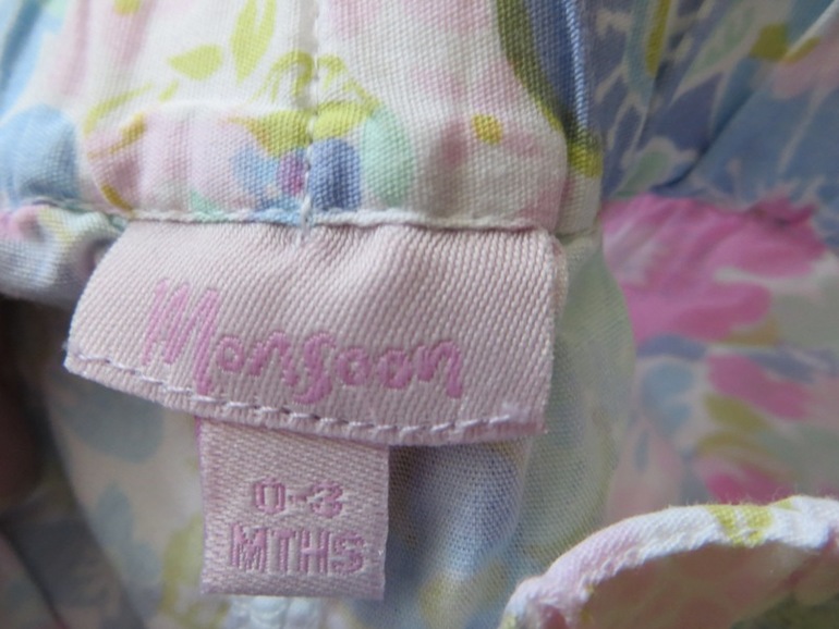 Много вещей на малышку 0-9 мес. Цены от 15 руб. С почтой дружу:)