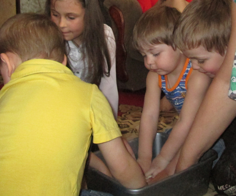 Динозавровый День Рождения (лайт-версия) Часть 2