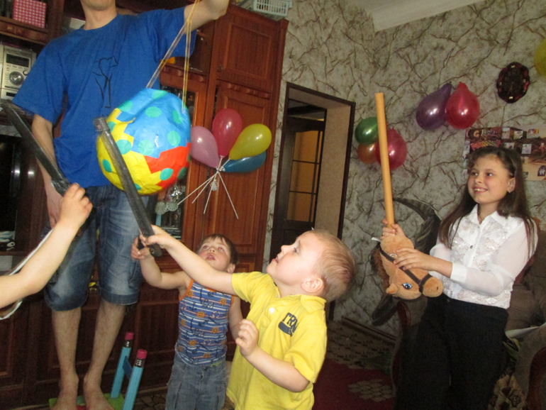 Динозавровый День Рождения (лайт-версия) Часть 2