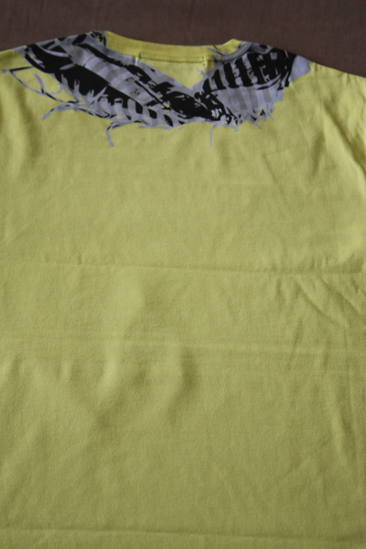 Брендовые футболки новые и б/у. Размер M-L, XL(одна).оригиналы!