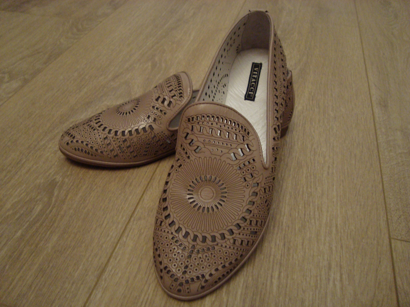 Продам новые удобные туфельки ВИТАЧЧИ,дазмер 40