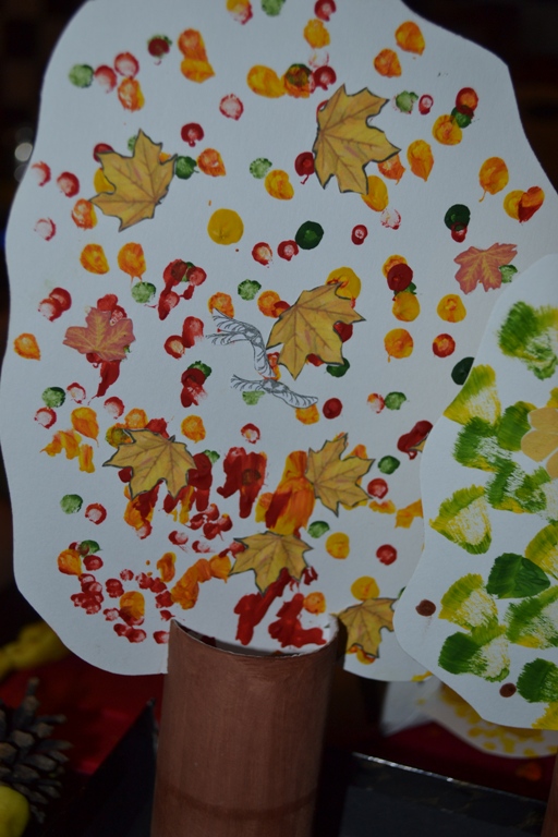 Лес, деревья и чуть-чуть про ежиков