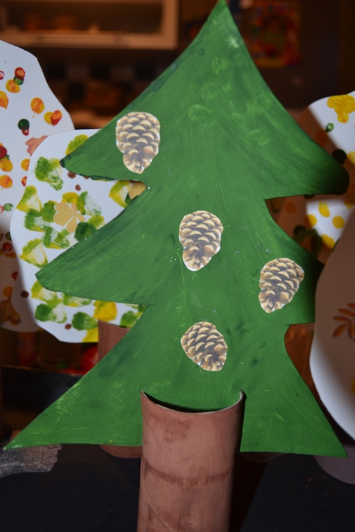 Лес, деревья и чуть-чуть про ежиков