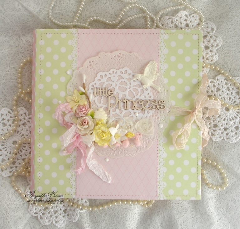 Альбом для девочки. Продается.